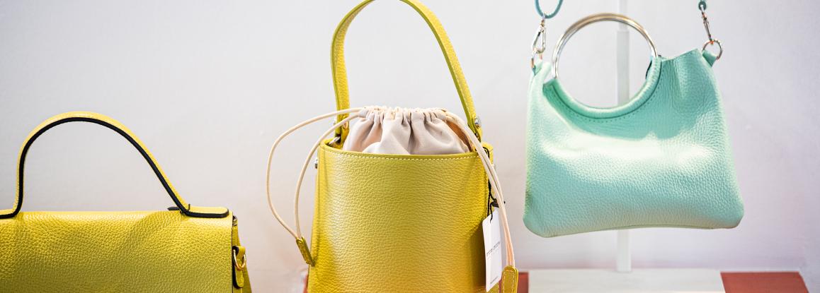 WHAT DOES THE 2022 SPRING/SUMMER SEASON HOLD FOR BAGS? 